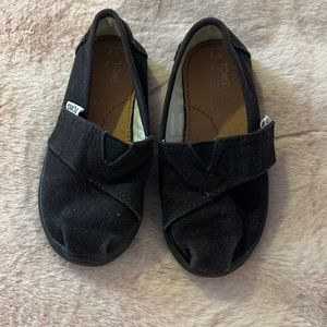 Toms toddler shoes